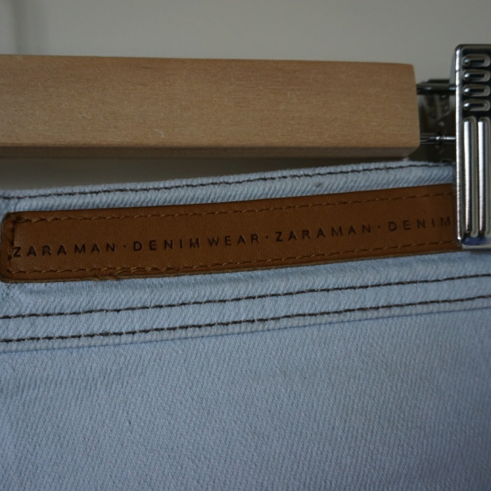 Zara black label men's 27 x 32 lightly woren